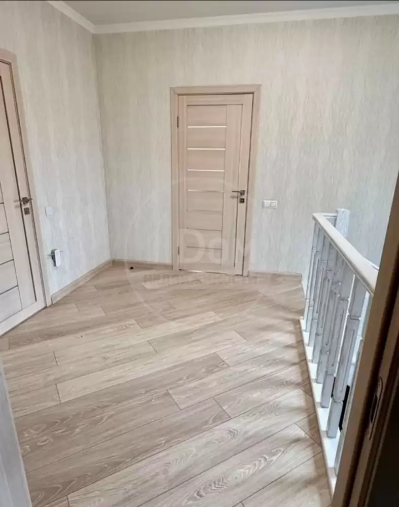 1000306679