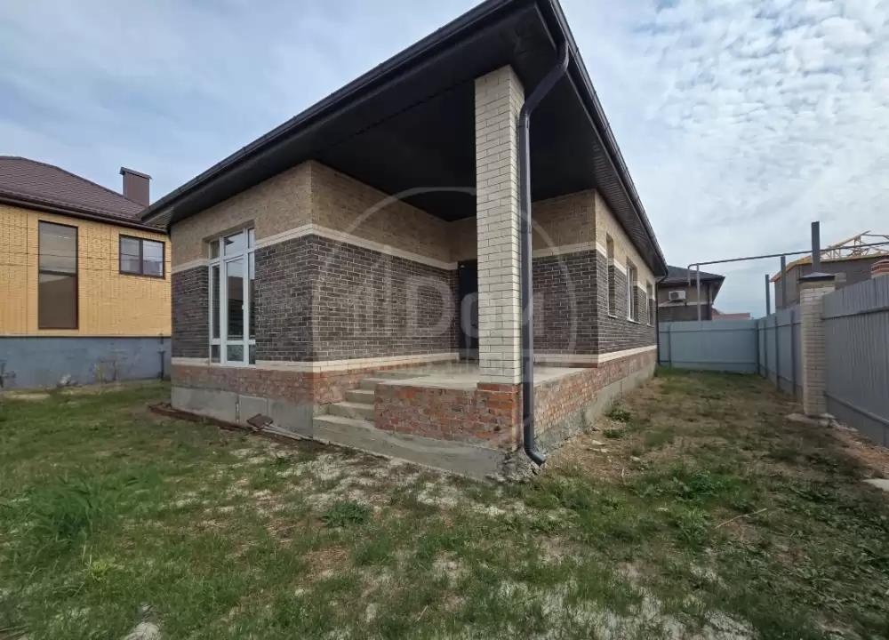 1000299638