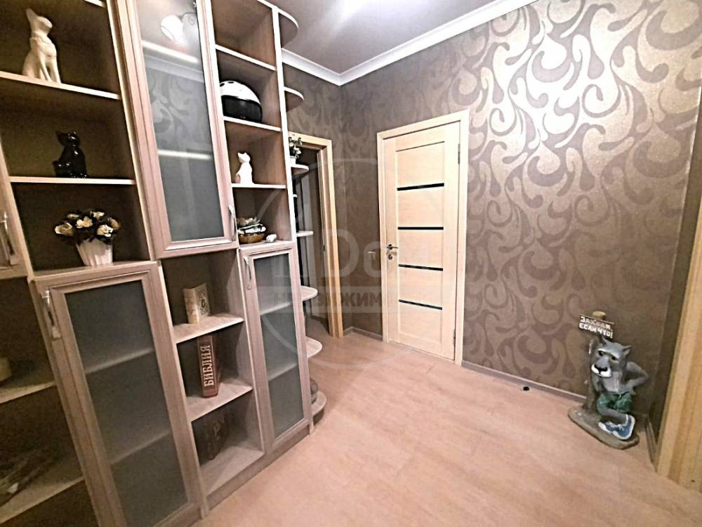 Прихожая