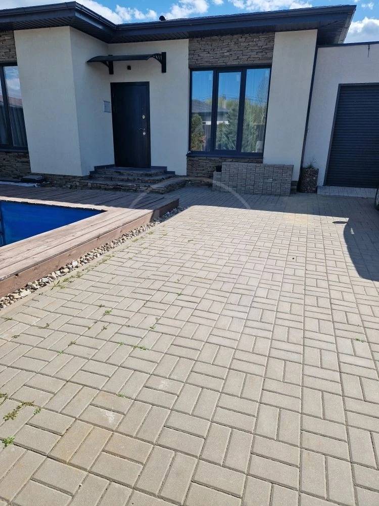 1000270629